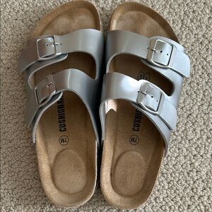 Women’s Cushionaire Silver Sandals